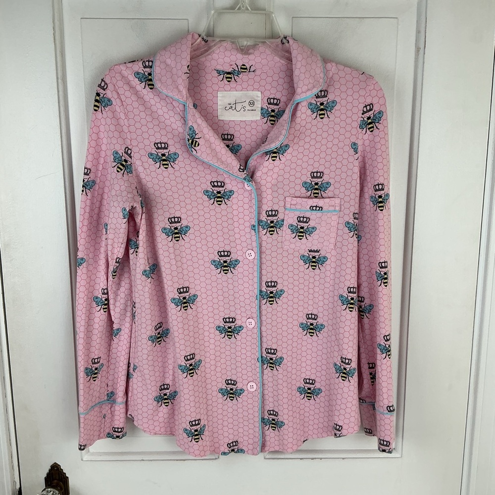 The Cat's Pajamas Sz XS Queen Bee Top Button Front Long Sleeves